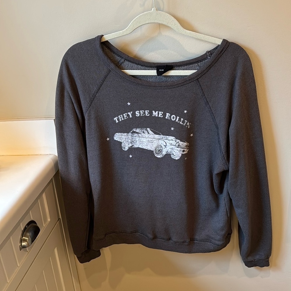 Blank Paige sweatshirt, medium, warm gray, scoop neck
